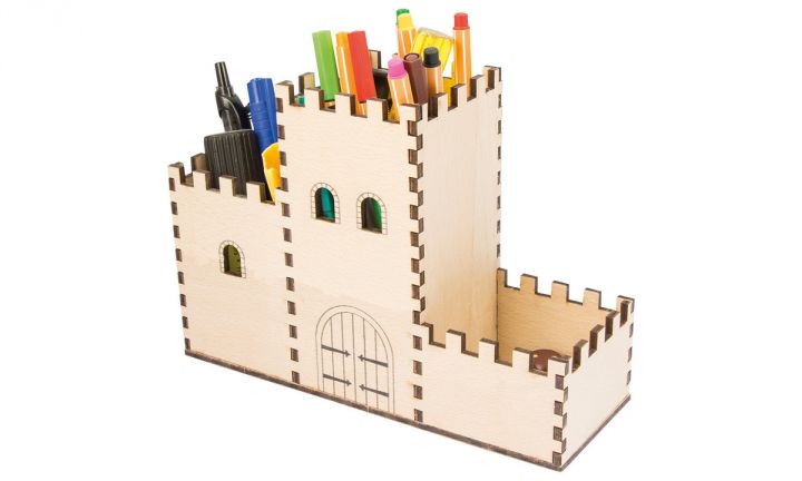 Castle pencil box 2