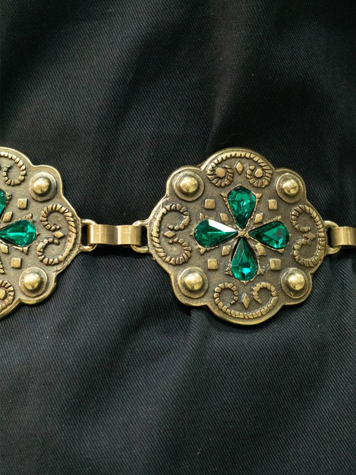 Chain belt with green stones antique brass 2