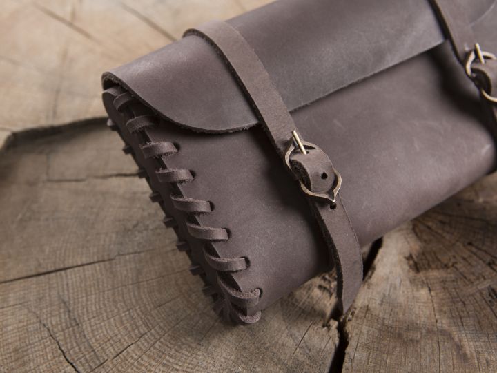 Leather bag with double closure brown 2