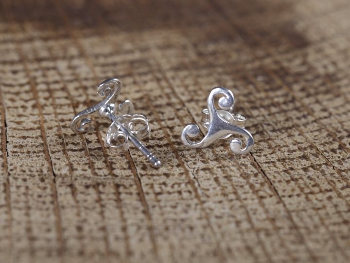 Stud earrings Triskele 2