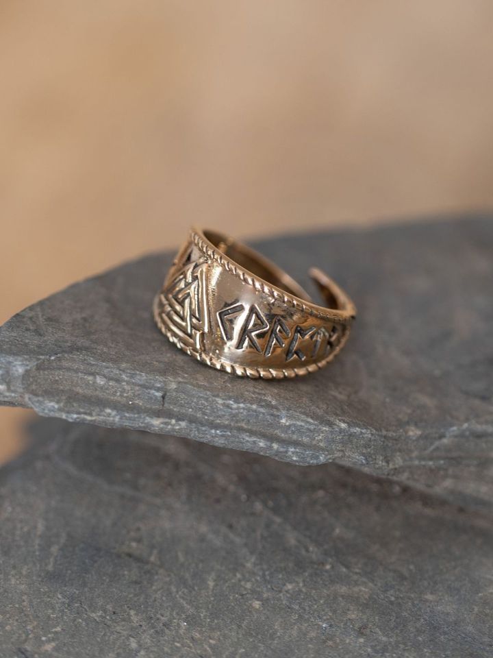 Valknut ring 2