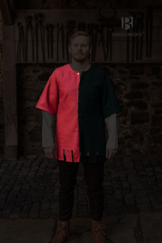 Right side Surcoat Aleran - Wool red 3