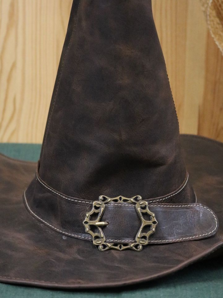 Wizard hat made of brown leather 3