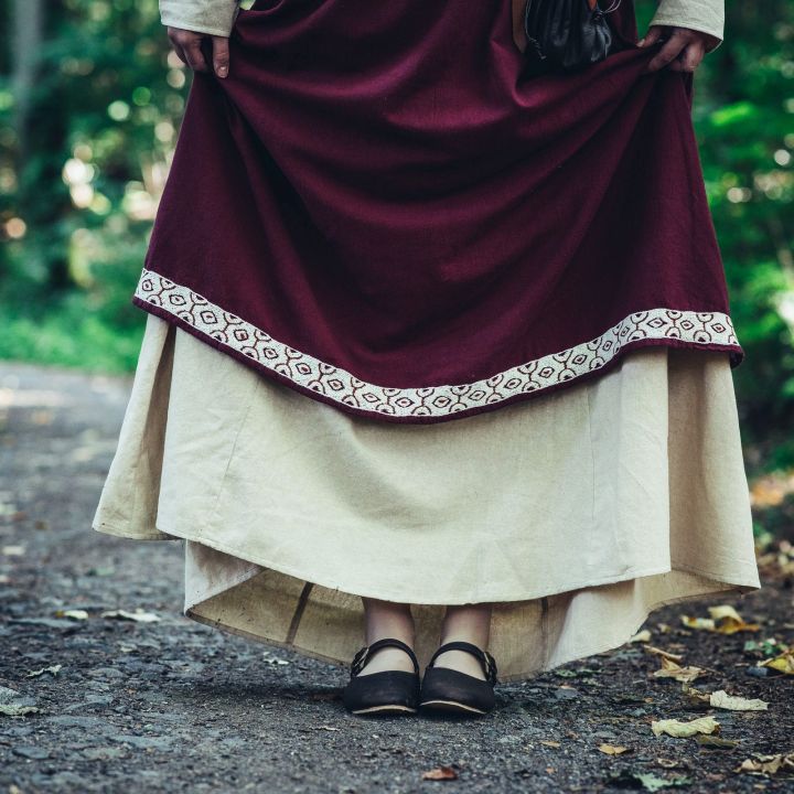 Viking overdress Hetja red 3