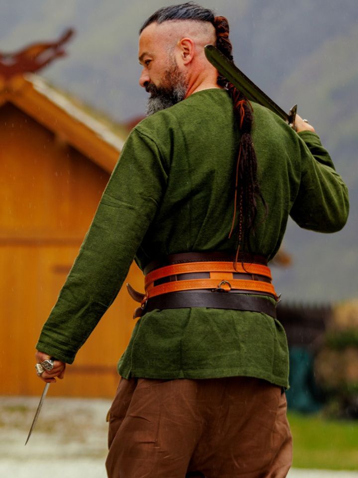 Viking tunic Ivar green 3