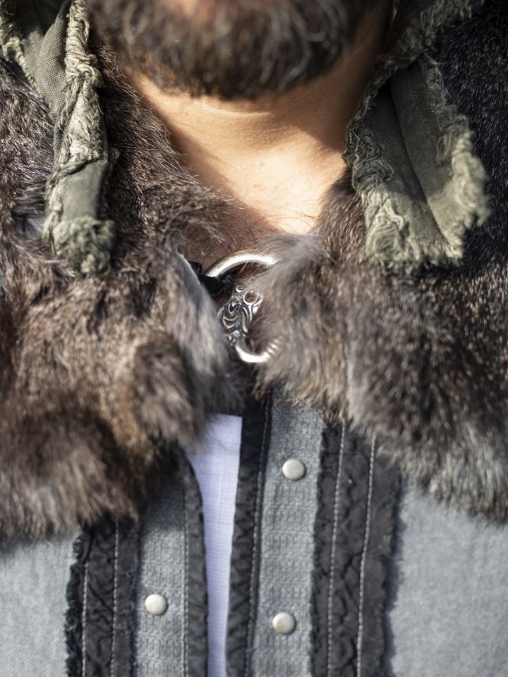 Fur collar Alaska 3