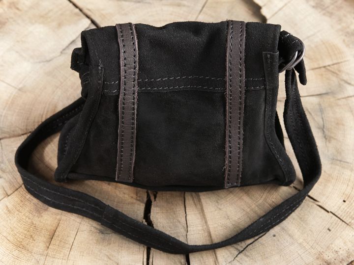 Suede shoulder bag black 3