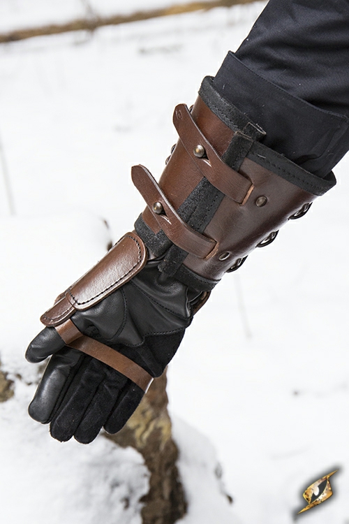 Brown leather gauntlet 3