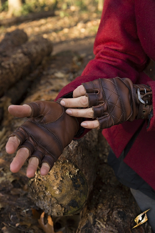 Celtic leather gloves brown 3