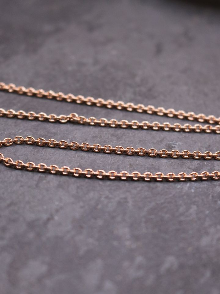 Delicate bronze necklace 3