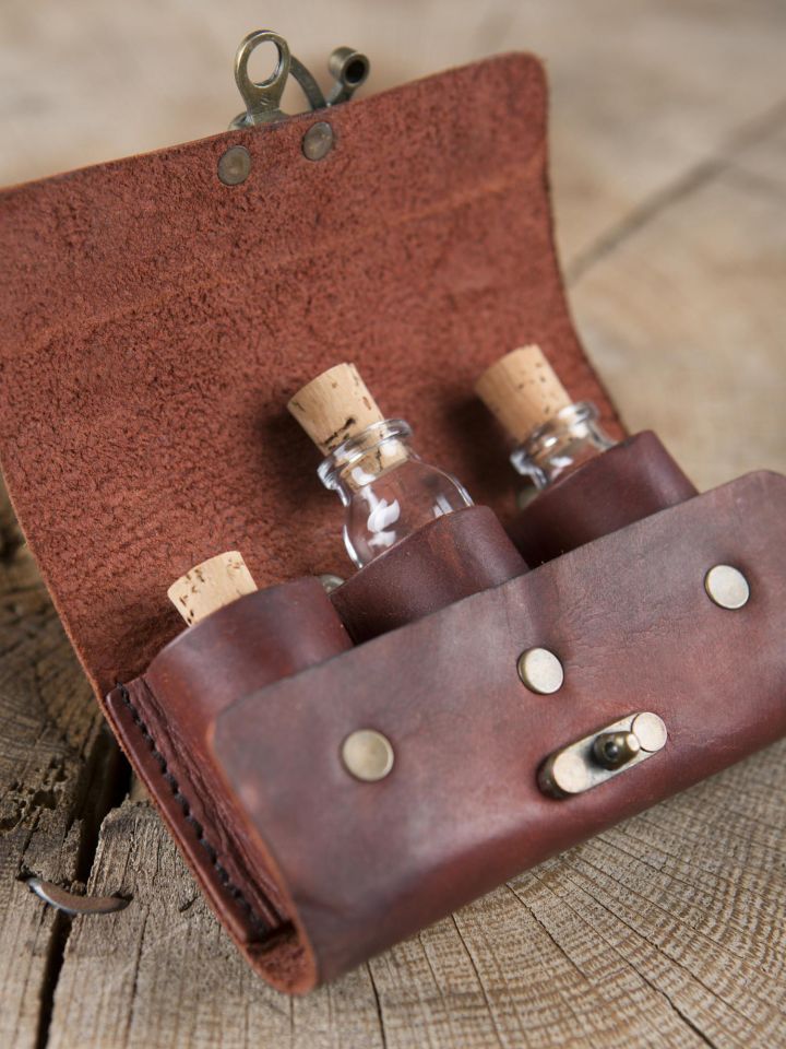 3-piece drink bag with antique bar hooks 3