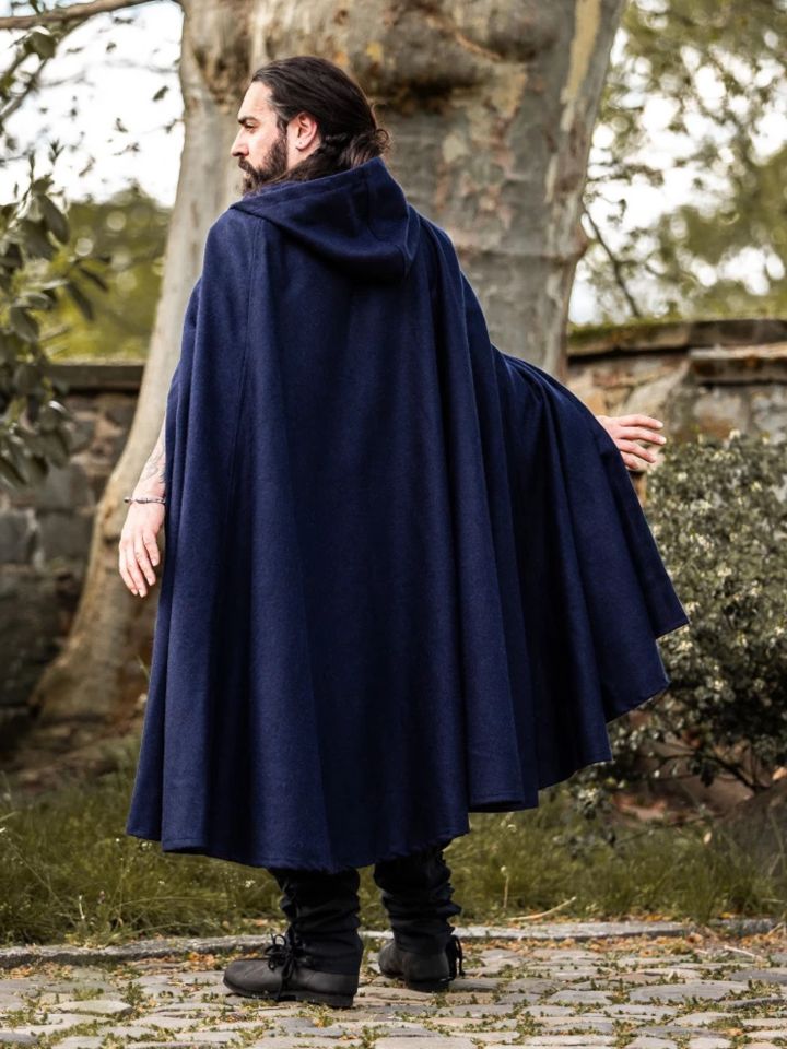 Wool cape (with hood) blue 3