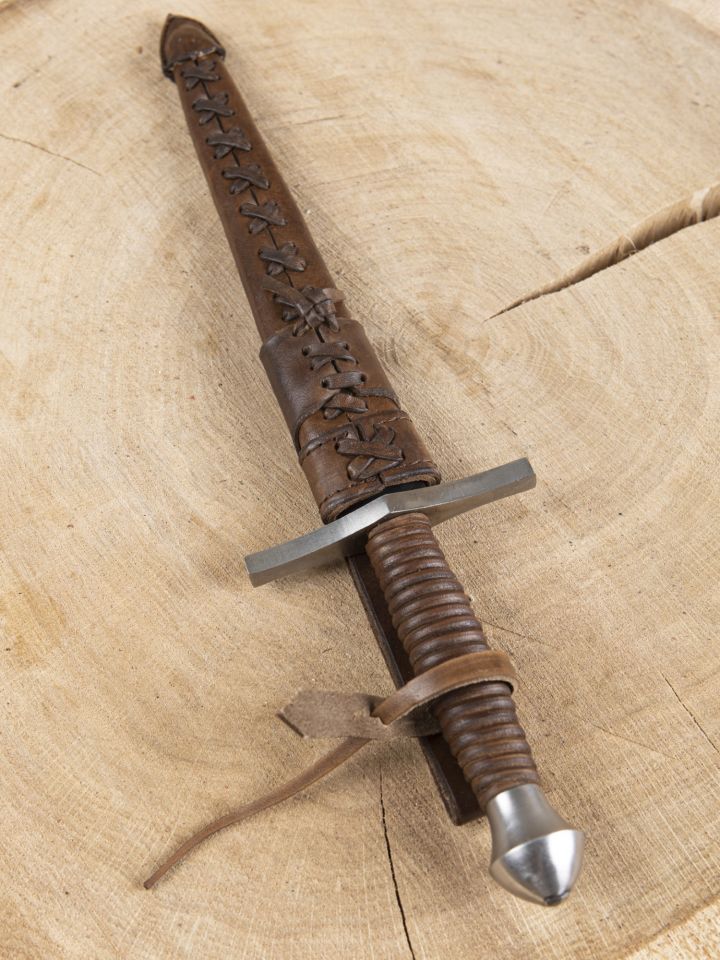 Dagger with pear pommel 3