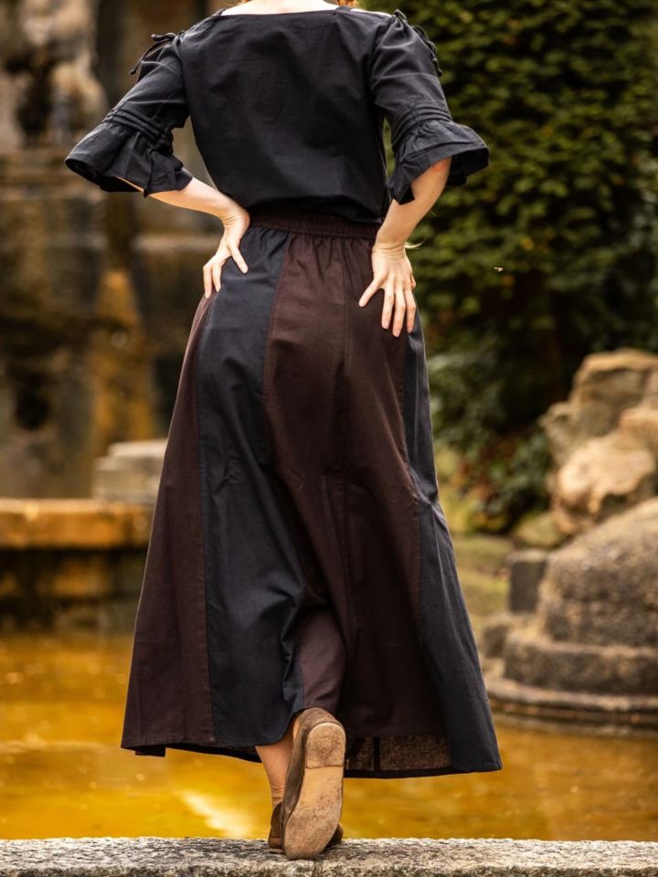 Skirt for the Middle Ages black-dark brown 3