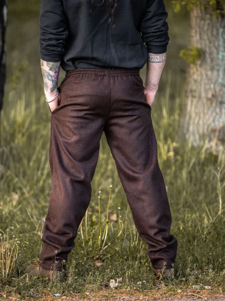 Dark brown wool medieval trousers 3