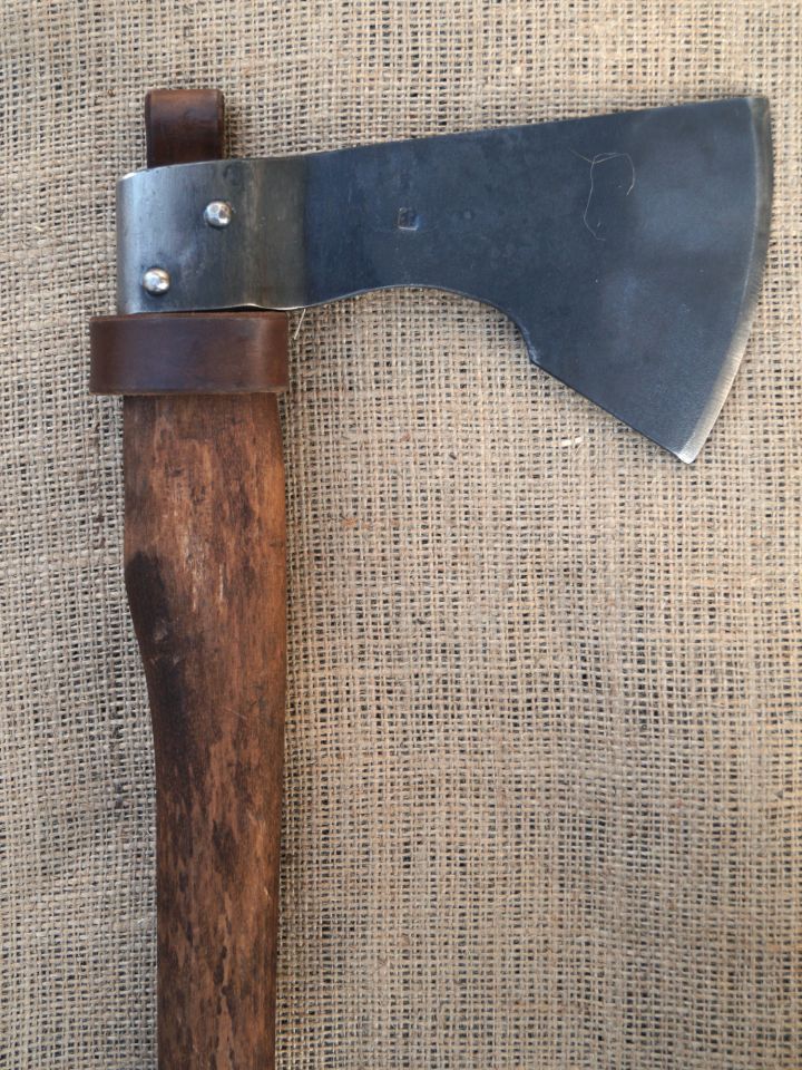 Burnished large throwing axe 3