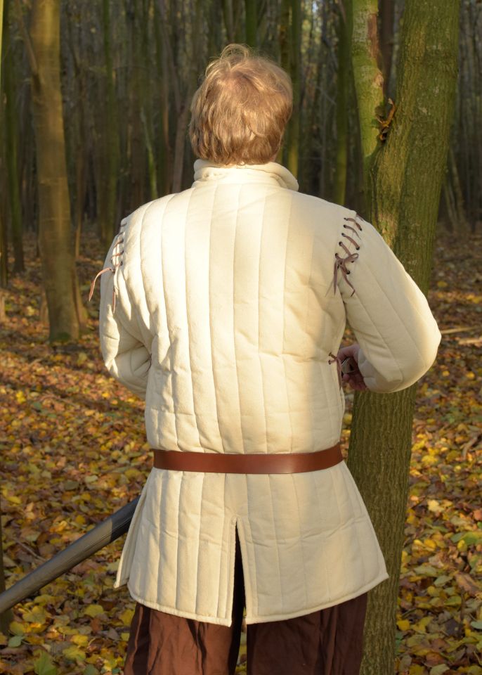 Long gambeson with detachable sleeves natural 4