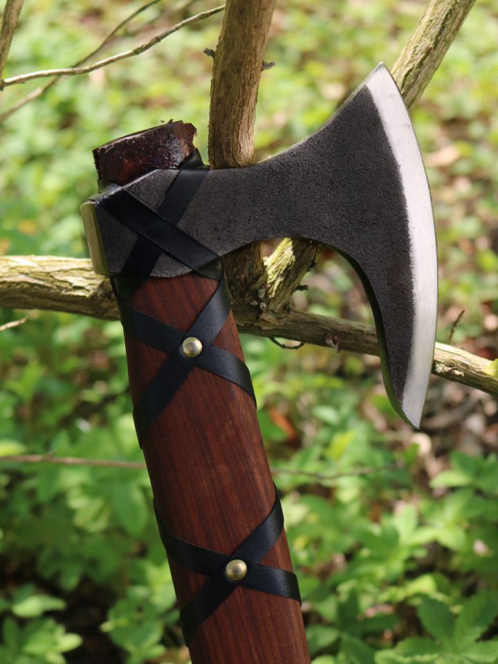 Small Viking axe with leather wrapping 4