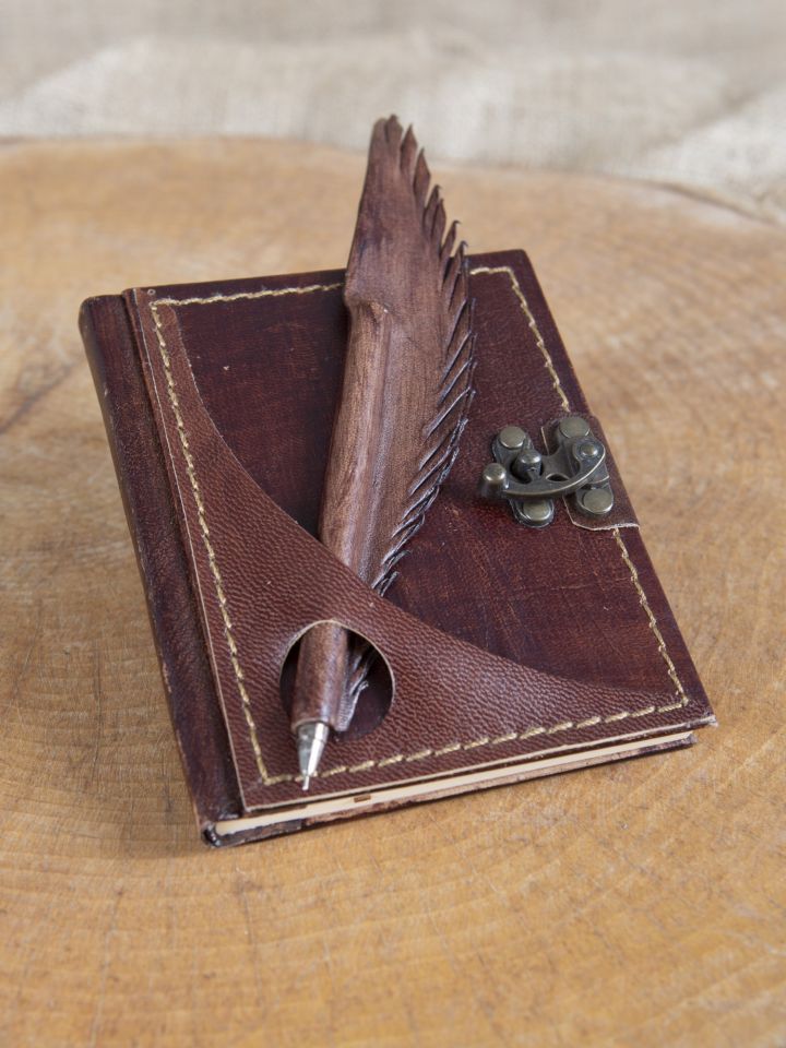 Leather book with pen holder brown small 4