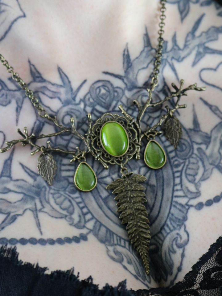 Fern green necklace 4