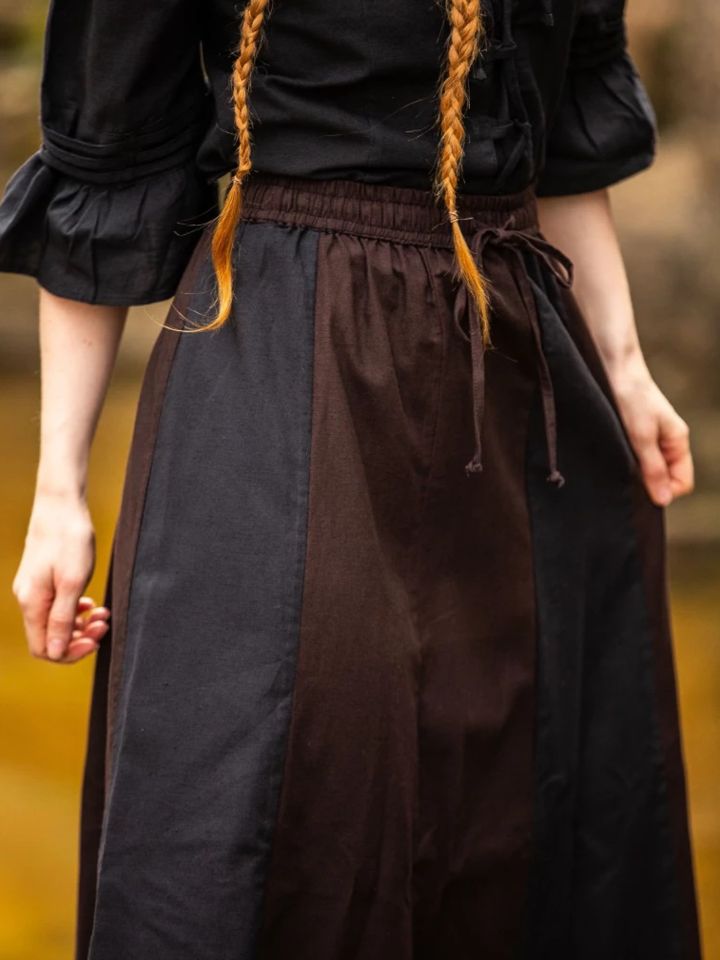 Skirt for the Middle Ages black-dark brown 4