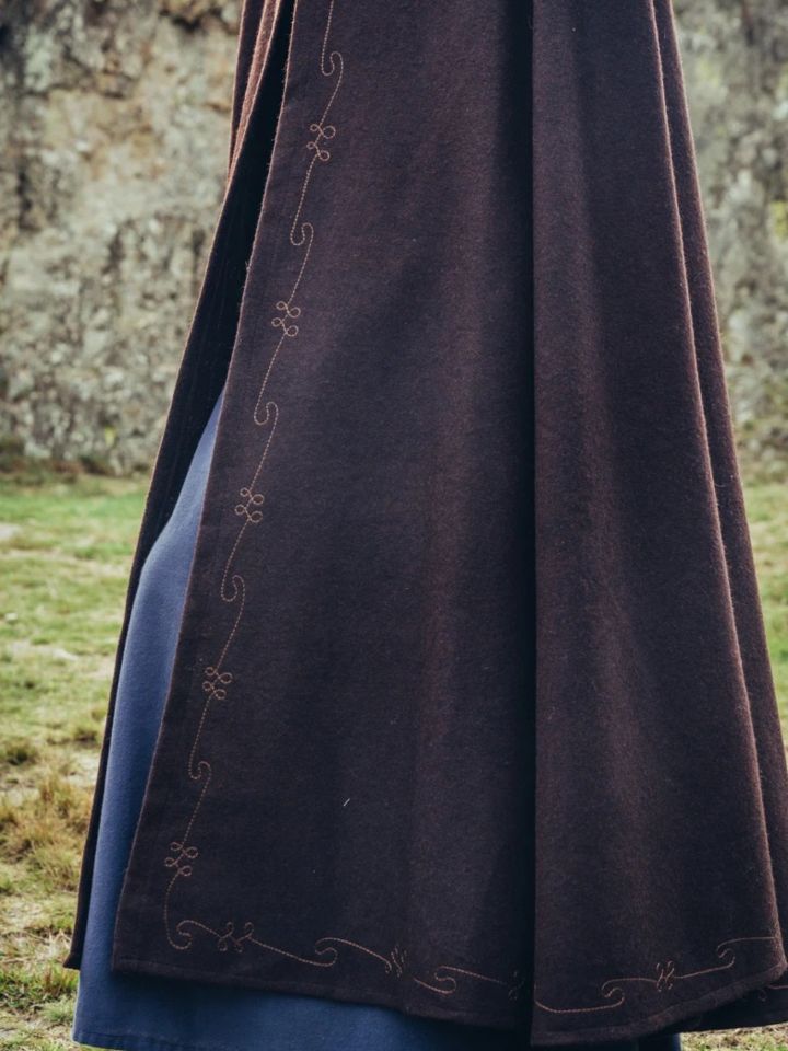 Wool cape with embroidery brown 4