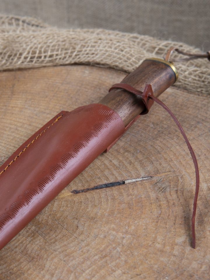 Knife with wooden handle and leather sheath 5