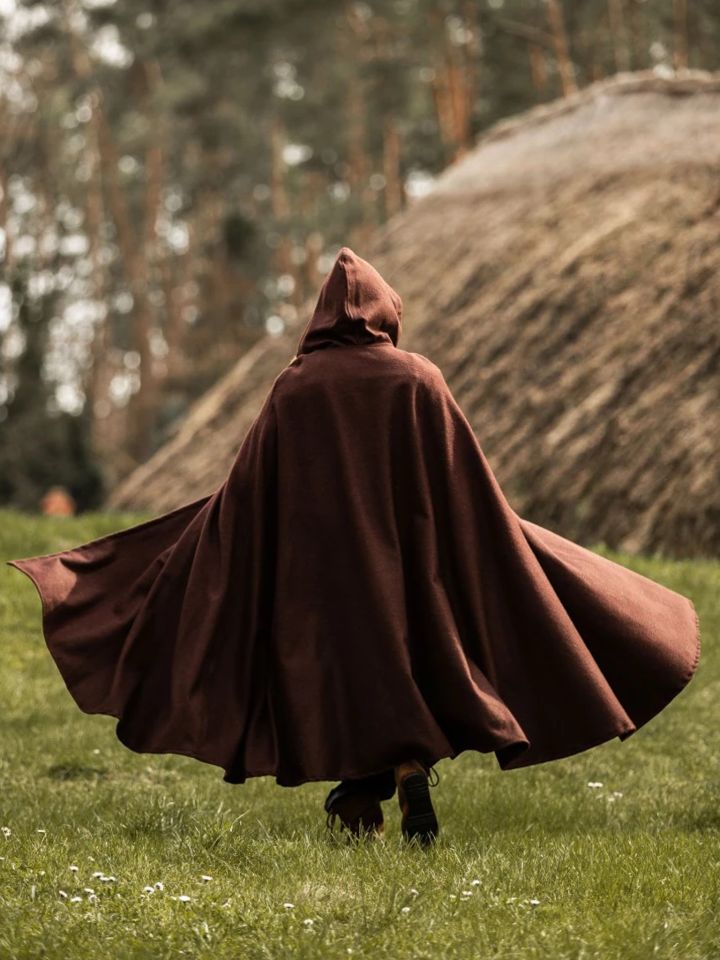 Wool cape (with hood) brown 5