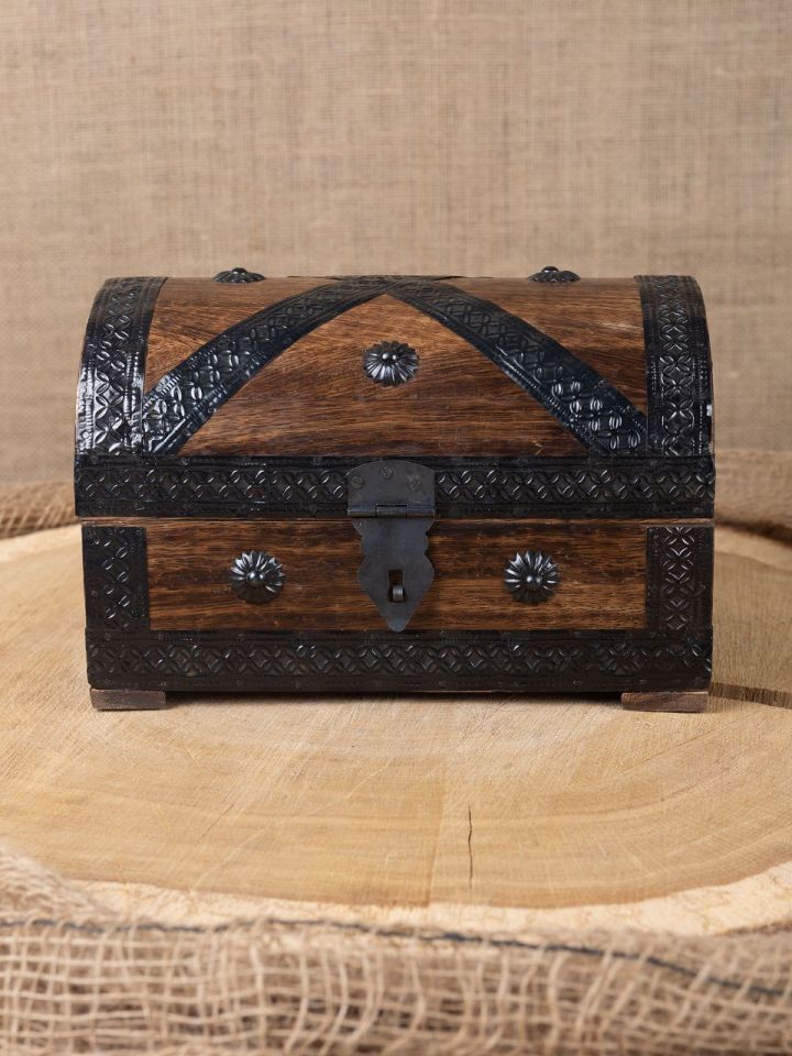 Pirate chest large 6