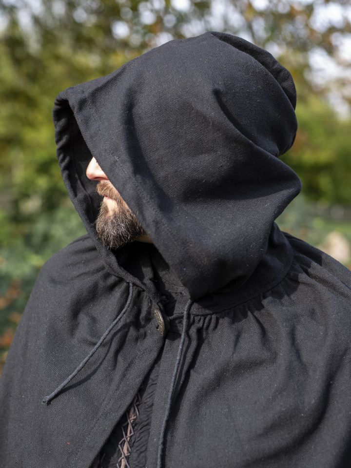 Arador cape black 6