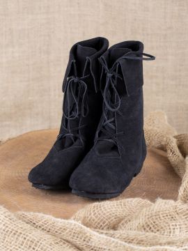 Lace-up boots with cuff black