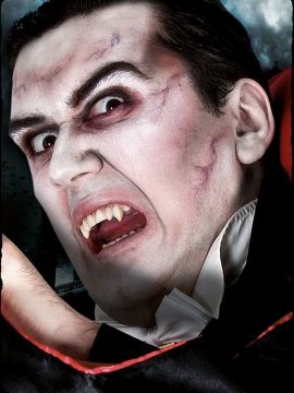 Dracula vampire fangs