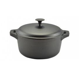 Cast iron pot with lid